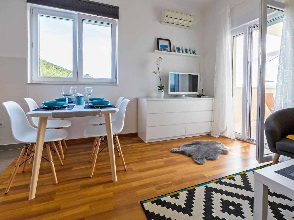 Apartment Cvit 1 By Interhome 클레노비차 외부 사진